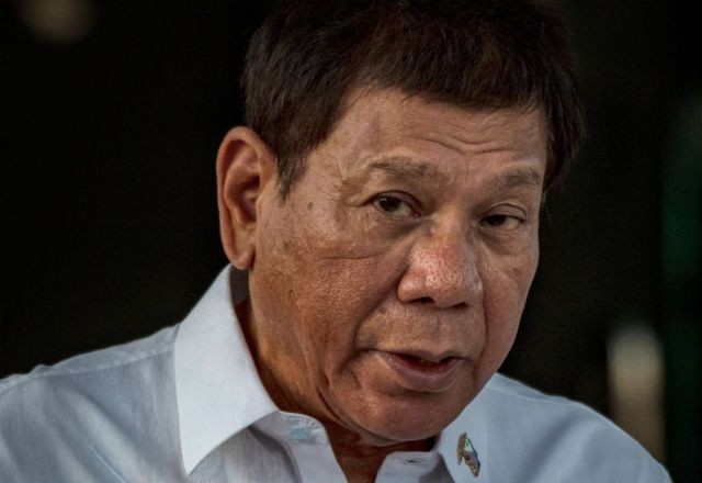Imagem da noticia Rodrigo Duterte é transferido para Haia após ser preso por crimes contra a humanidade