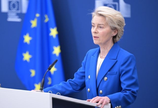 Imagem da noticia União Europeia anuncia medidas contra tarifa de 25% sobre aço e alumínio dos EUA