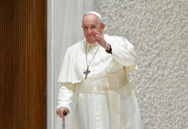 Imagem da noticia Papa Francisco tem mais uma 'noite tranquila' e quadro permanece estável, diz Vaticano