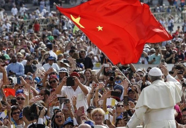 Imagem da noticia Após 24h, China expressa condolências pela morte do Papa Francisco