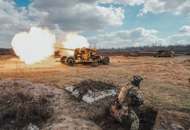 Imagem da noticia Ataques de drones ucranianos fecham aeroportos de Moscou