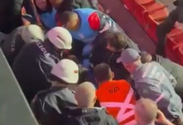 Imagem da noticia Torcedores atingidos por placa no Morumbis passam por cirurgias no crânio e seguem na UTI