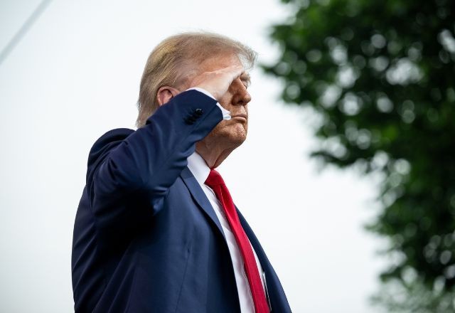 Imagem da noticia Trump pressiona agentes para aumentar deportações de imigrantes ilegais