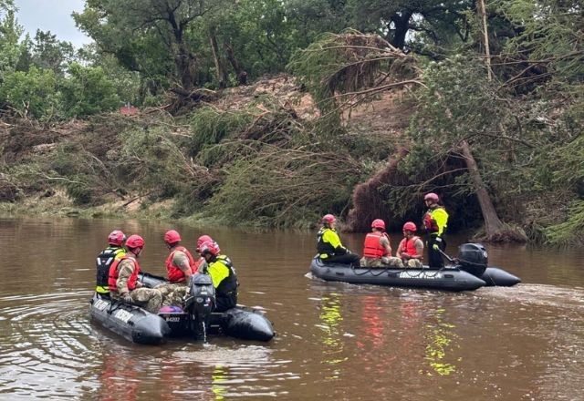 Imagem da noticia Número de mortos em enchentes no Texas passa de 100