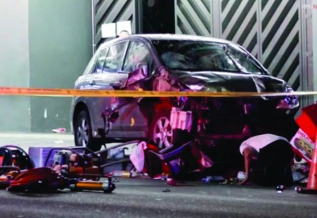 Imagem da noticia EUA: Motorista acusado de atropelar multidão é indiciado por 37 tentativas de homicídio