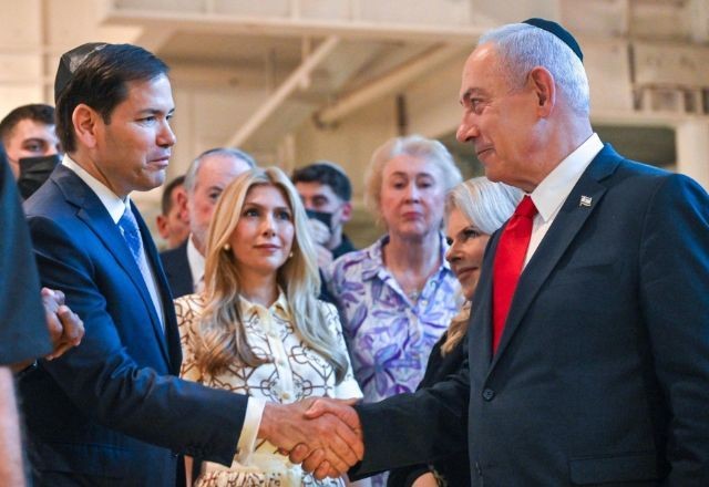 Imagem da noticia Secretário de Estado dos EUA se encontra com Netanyahu após ataques no Catar