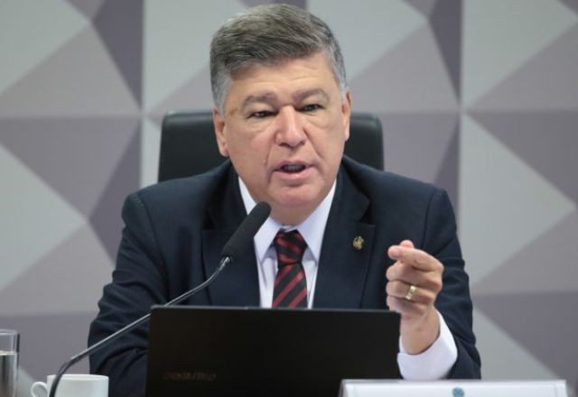 Imagem da noticia Parlamentares convocam familiares de “Careca do INSS” para depor na CPMI