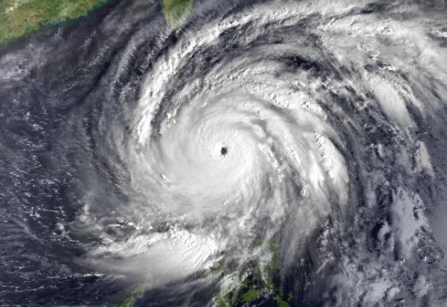 Imagem da noticia Passagem de supertufão Ragasa deixa 17 mortos em Taiwan e paralisa Hong Kong