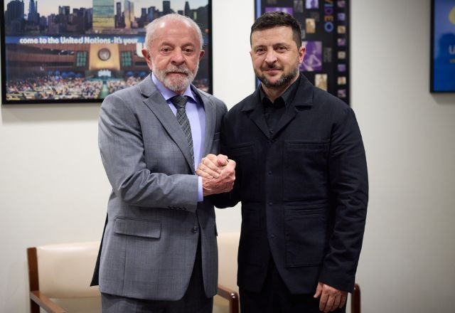 Imagem da noticia Zelensky diz que convidou Lula para ir à Ucrânia em encontro bilateral