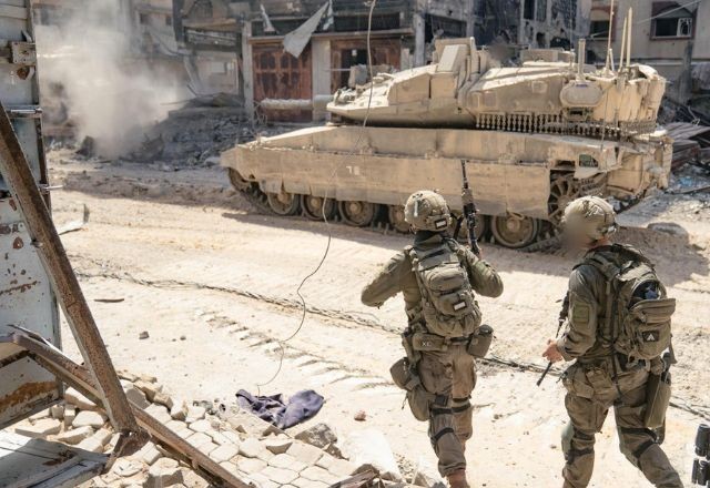 Imagem da noticia Israel ordena palestinos a deixarem Cidade de Gaza: "Quem ficar será considerado terrorista"