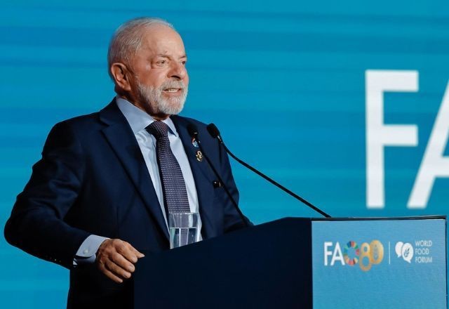 Imagem da noticia "Fome é escolha política", diz Lula em artigo publicado no exterior