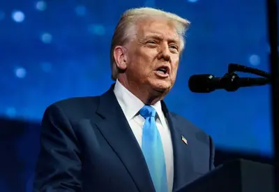 Trump justifica derrotas republicanas dizendo que seu nome não estava na cédula de votação Trump justifica derrotas republicanas dizendo que seu nome não estava na cédula de votação