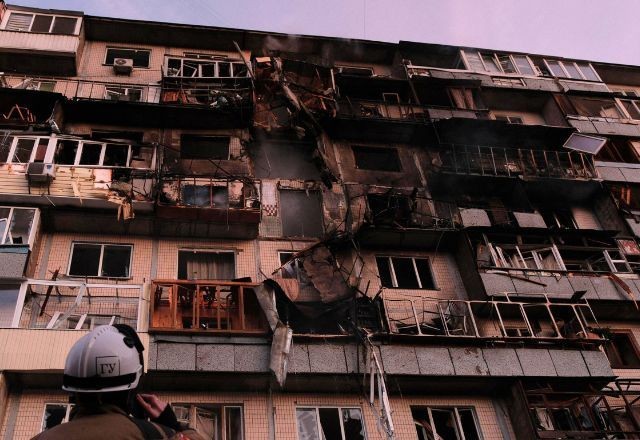 Imagem da noticia Ataque russo coordenado deixa ao menos 4 mortos e 11 feridos em Kiev