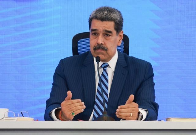 Imagem da noticia Após Trump, Maduro abre possibilidade de diálogo para conter tensão no Caribe