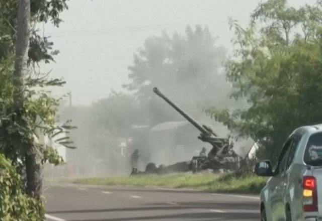 Imagem da noticia Tailândia lança ataques aéreos na fronteira com o Camboja