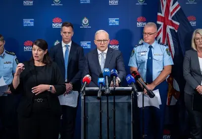 Ataque em praia na Austrália foi inspirado pelo Estado Islâmico, diz primeiro-ministro Ataque em praia na Austrália foi inspirado pelo Estado Islâmico, diz primeiro-ministro