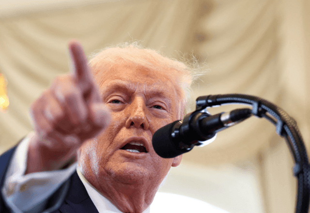 Imagem da noticia 'Temos que chegar a um acordo, caso contrário, será traumático', diz Trump sobre Irã