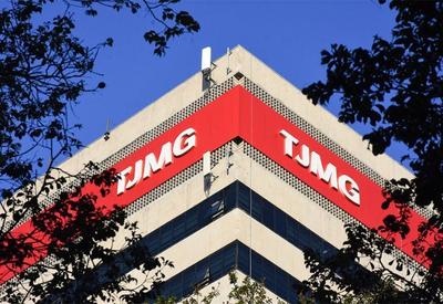 Deputados acionam PGR contra decisão que absolveu acusado de estuprar menina de 12 anos Deputados acionam PGR contra decisão que absolveu acusado de estuprar menina de 12 anos