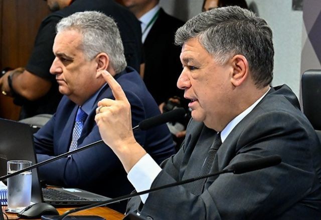 Imagem da noticia CPMI do INSS vota quebra de sigilos de Lulinha e ex-sócio do Banco Master