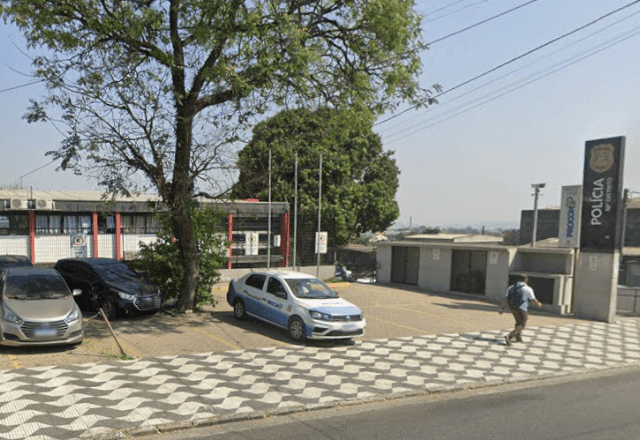 Imagem da noticia Irmãos de 6 e 9 anos são internados após comer bolachas e chocolates enviados pelo ex da mãe