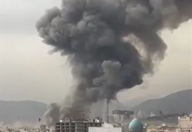 Imagem da noticia Israel lança ataques simultâneos contra alvos no Irã e no Líbano