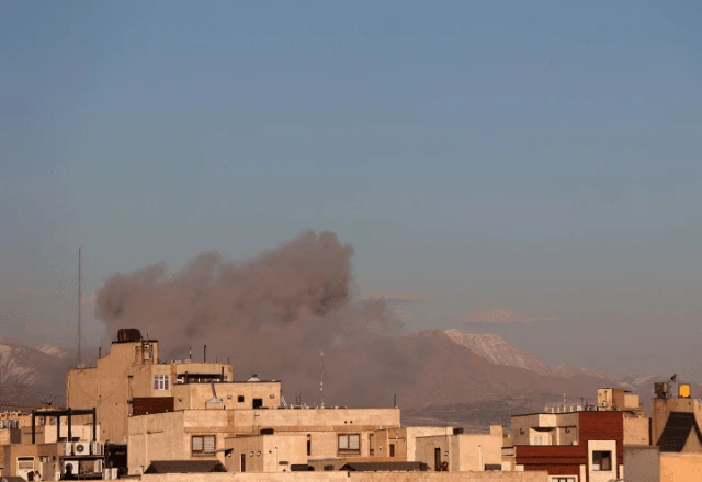 Imagem da noticia EUA dizem ter destruído 17 navios e atingido quase 2 mil alvos no Irã