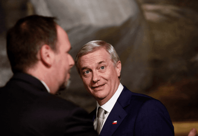 Imagem da noticia Kast assume presidência do Chile em maior guinada à direita em décadas