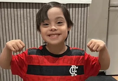 Menino brasileiro de 7 anos morre após ser atropelado por ônibus na Bélgica Menino brasileiro de 7 anos morre após ser atropelado por ônibus na Bélgica