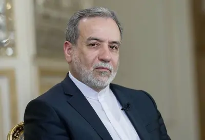 Irã afirma que países que tentarem reabrir Estreito de Ormuz serão 'cúmplices' na agressão dos EUA Irã afirma que países que tentarem reabrir Estreito de Ormuz serão 'cúmplices' na agressão dos EUA