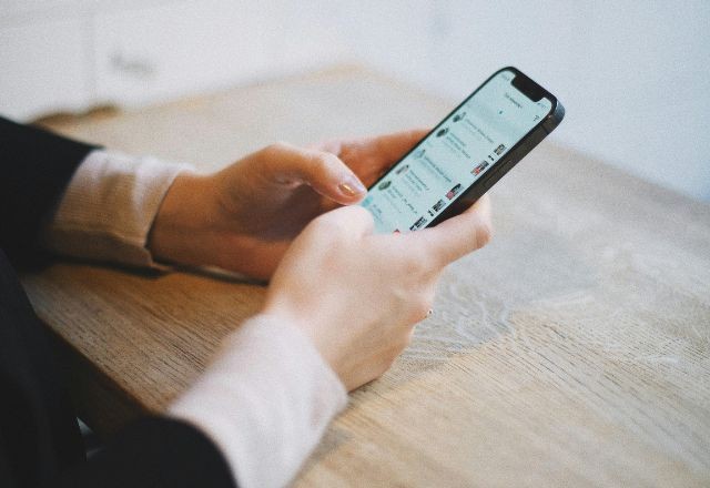 Imagem da noticia Postagens em redes sociais podem provocar demissões? Advogada explica