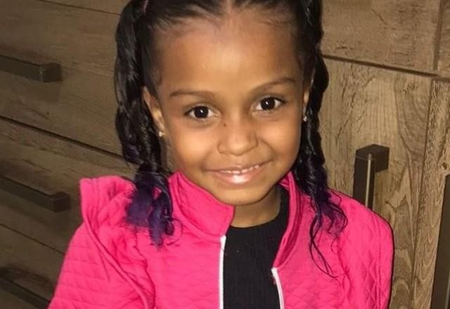 Imagem da noticia Menina de quatro anos baleada na cabeça segue em estado gravíssimo