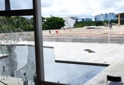 Fotógrafo de Lula diz que perdeu câmeras durante ataques em Brasília Fotógrafo de Lula diz que perdeu câmeras durante ataques em Brasília