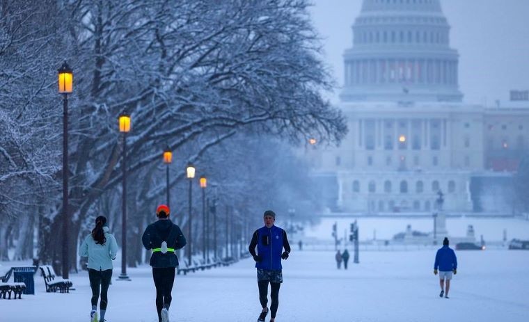 Onda de frio e tempestades de neve já deixaram pelo menos 50 mortos nos EUA