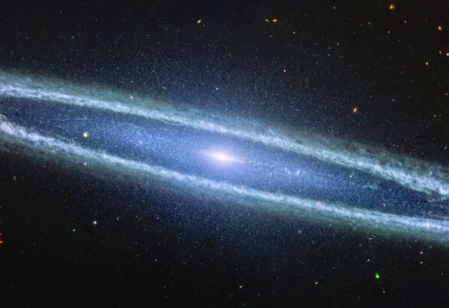 Imagem da noticia James Webb registra imagem impressionante da Galáxia do Sombrero; assista ao vídeo