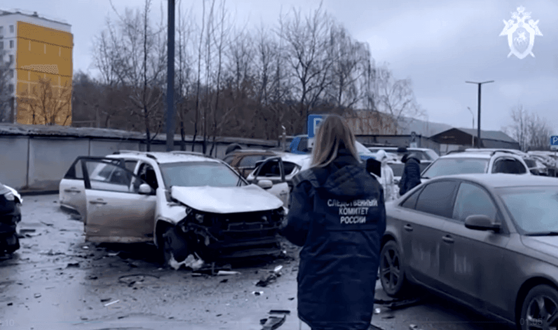 General russo é morto em explosão de carro-bomba em Moscou General russo é morto em explosão de carro-bomba em Moscou