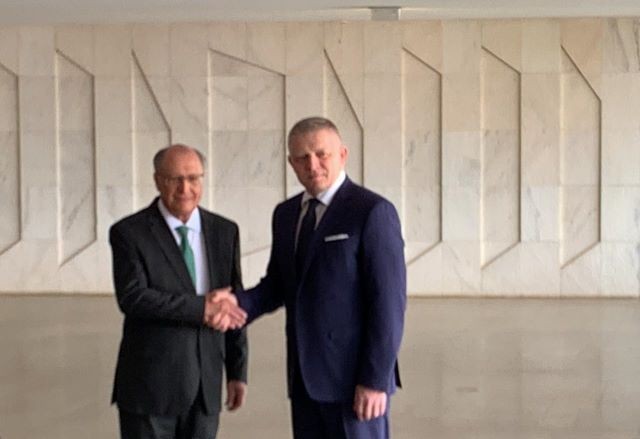 Imagem da noticia Com Lula internado, Alckmin recebe primeiro-ministro da Eslováquia no Itamaraty