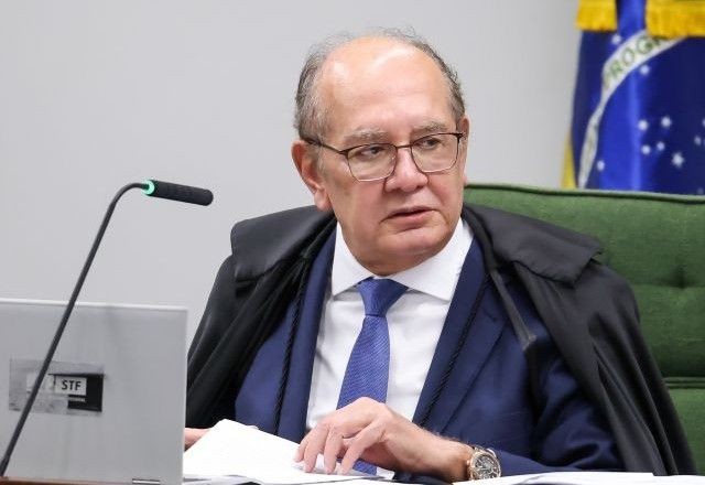 Imagem da noticia Gilmar Mendes decide que apenas PGR pode pedir impeachment de ministros do STF