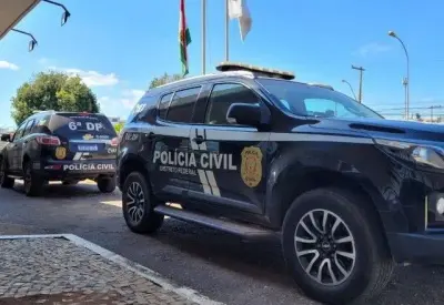 Morador do DF é algemado ao confundir policiais com sequestradores Morador do DF é algemado ao confundir policiais com sequestradores