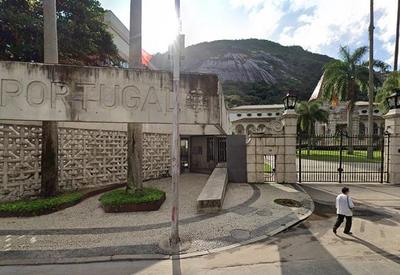 Bandidos assaltam Consulado de Portugal no Rio de Janeiro e fazem reféns Bandidos assaltam Consulado de Portugal no Rio de Janeiro e fazem reféns