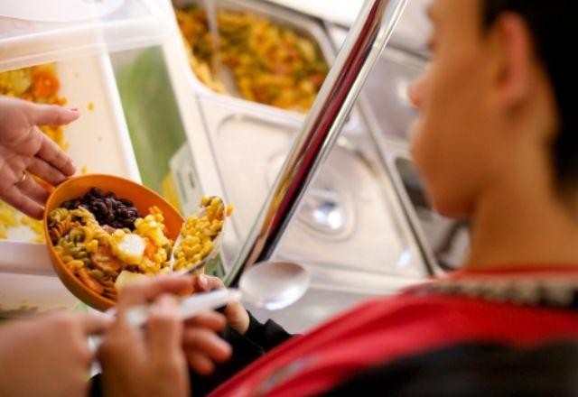 Imagem da noticia Governo vai reajustar valores da alimentação escolar