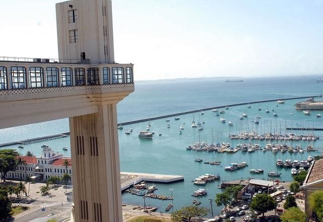 Imagem da noticia Prefeitura de Salvador publica "guia para não ser um turista babaca"