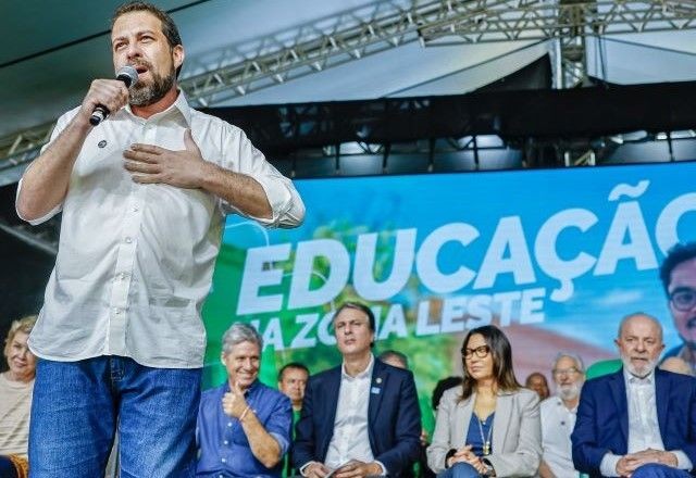 Imagem da noticia Policial é muito bom na segurança, mas na escola tem que ser professor, diz Boulos