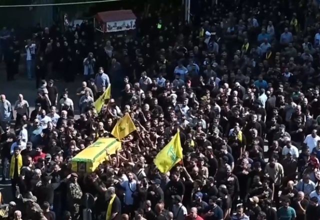 Imagem da noticia Hezbollah bombardeia Israel com drones e promete novos ataques