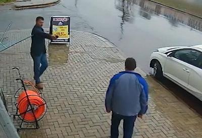 PR: suspeito de estupro é assassinado com um único tiro PR: suspeito de estupro é assassinado com um único tiro