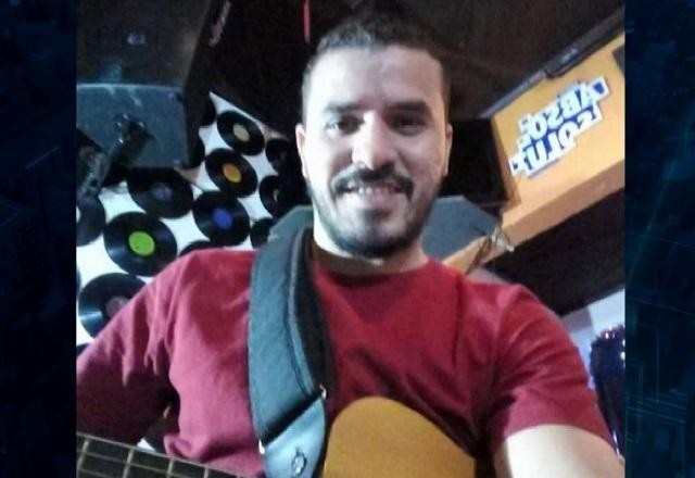 Imagem da noticia Músico é suspeito de espancar companheira e abusar de filhos