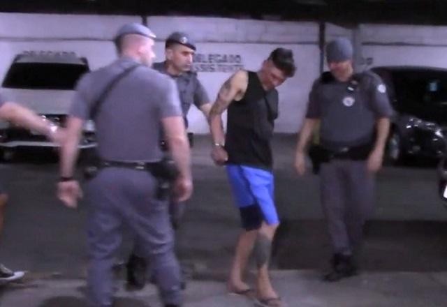 Imagem da noticia Caminhoneiro fica refém por sete horas e três são presos em SP