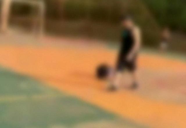 Imagem da noticia Homem espanca adolescente por causa de barulho de assovio
