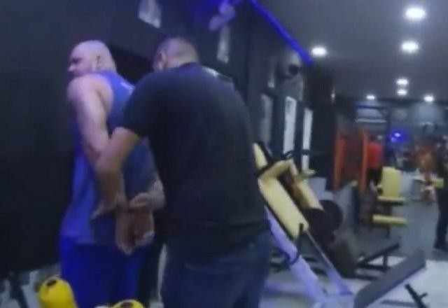 Imagem da noticia Miliciano "marombeiro" é preso enquanto malhava em academia