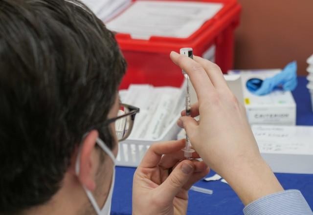 Imagem da noticia Estados Unidos autorizam dose de reforço para crianças de 5 a 11 anos