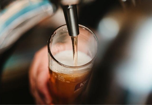Imagem da noticia Polícia Civil de MG investiga envenenamento causado por cerveja